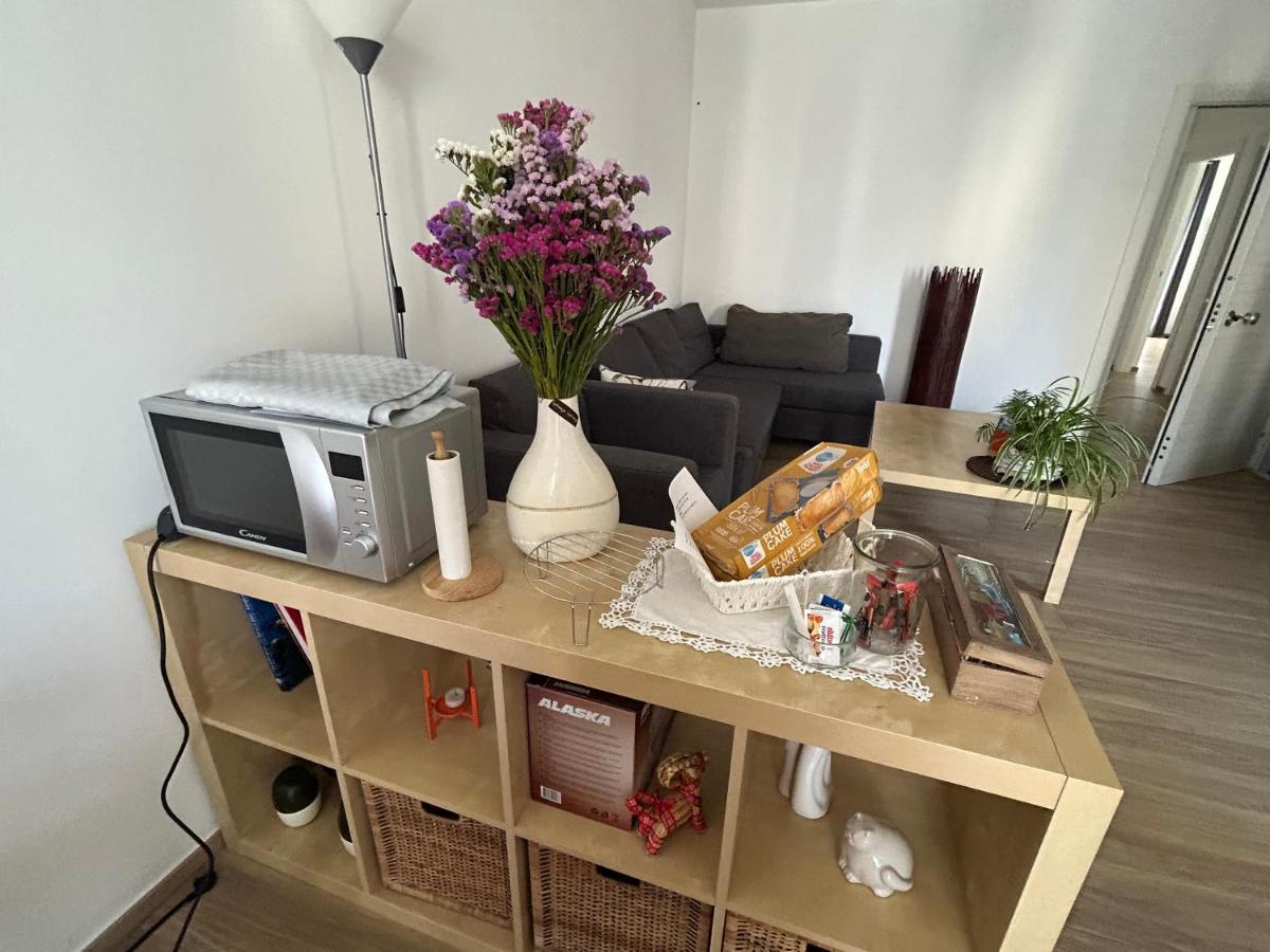 Central Modern Apartment Bari Luaran gambar